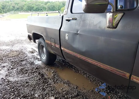 1986 Chevrolet C10 from USA, damaged, VIN 2GCDC14H0G1151370